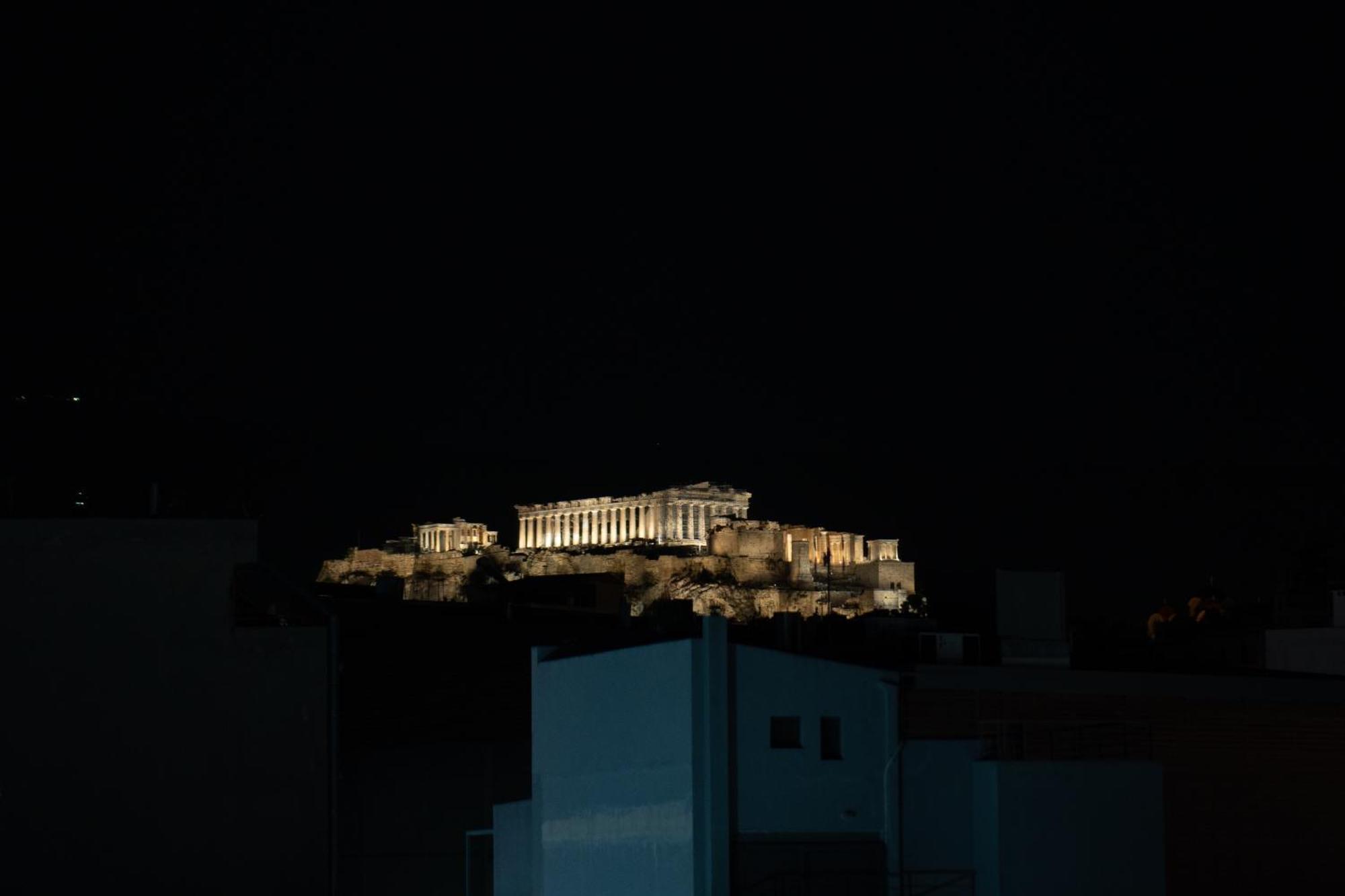 Aparthotel Three-apartment Building With Rooftop Access - Acropolis View